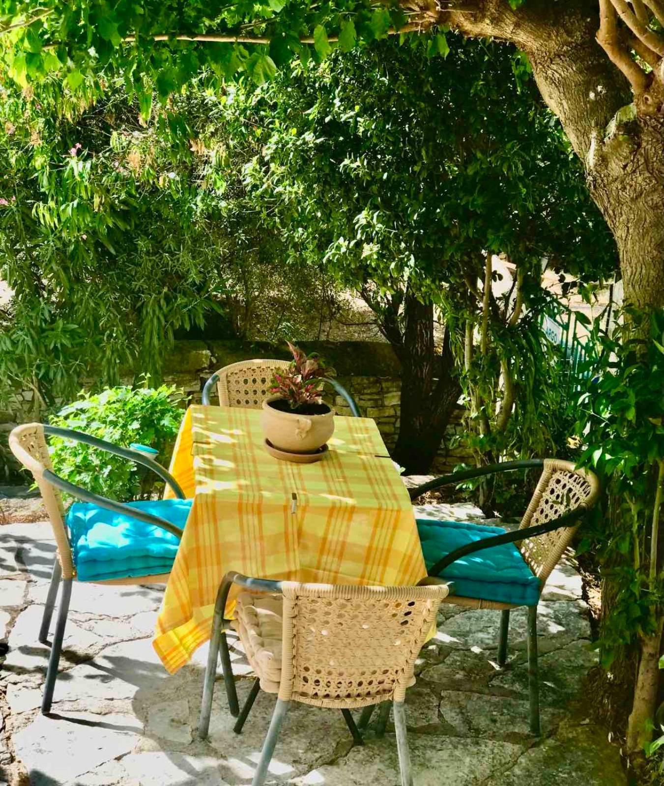 Pansion Margarita Apartment Ayios Nikitas Ngoại thất bức ảnh